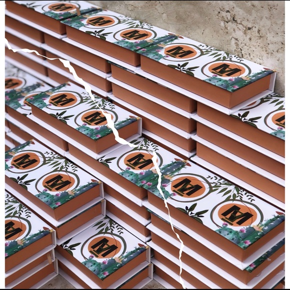 Eyelashes - Picture 4 of 5